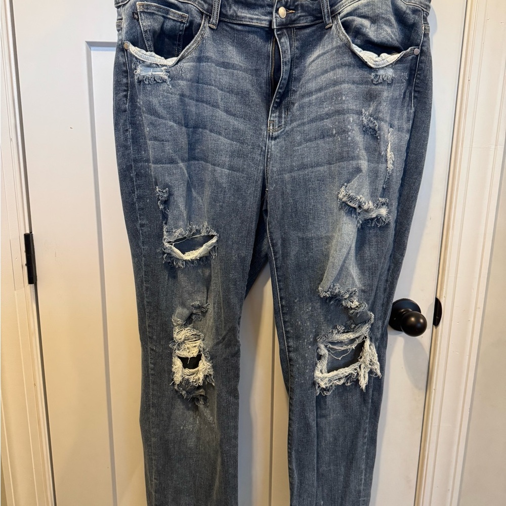 Judy Blue Distressed Blue Jeans